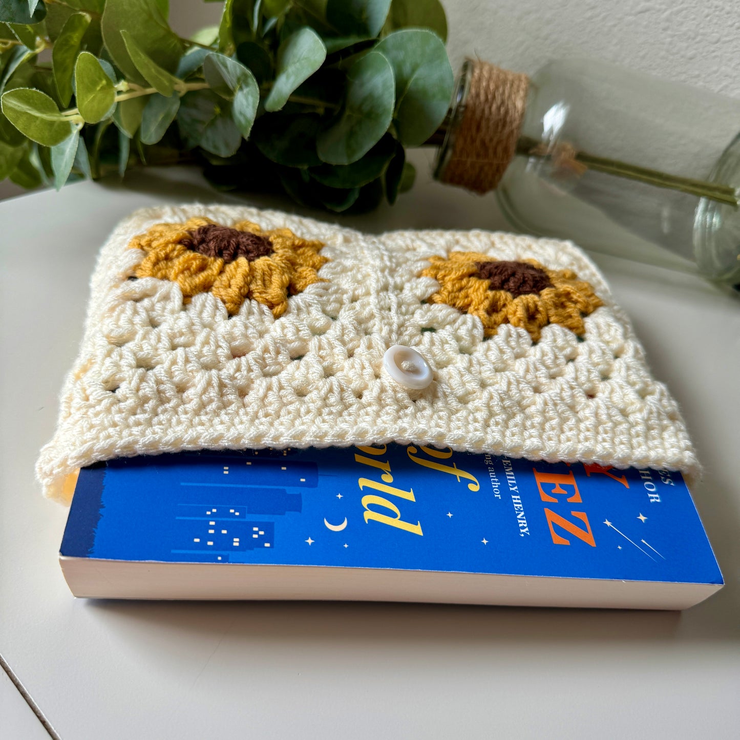 Ivory Sunflower Book Sleeve.